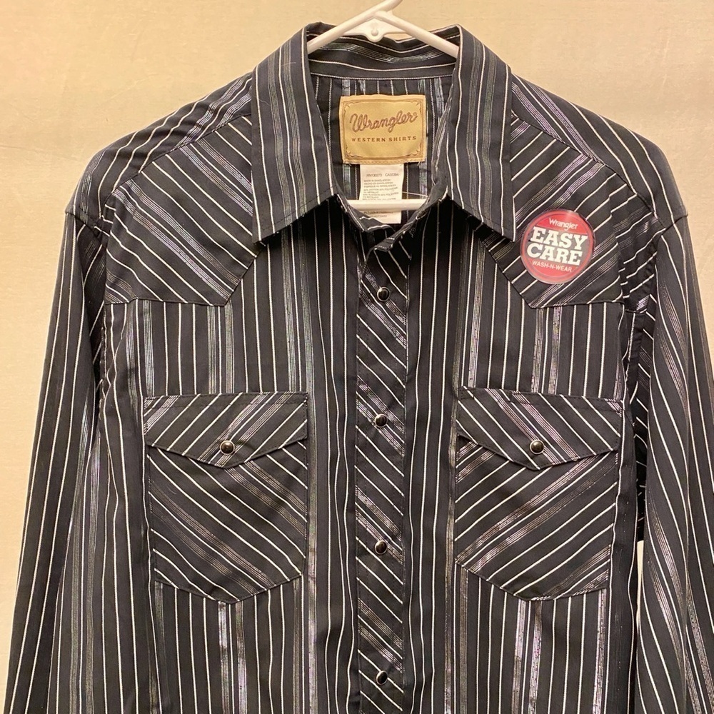 Wrangler NWT Black / Metallic Silver Western Cowboy Long Sleeve Shirt, Size Lg - Picture 4 of 8